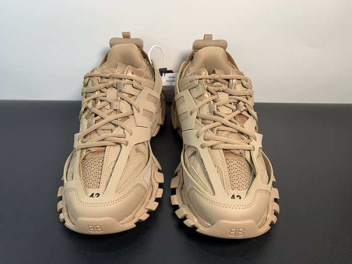 BALCIA Track SNEAKER