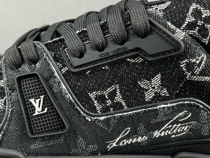 LUSV SNEAKERS