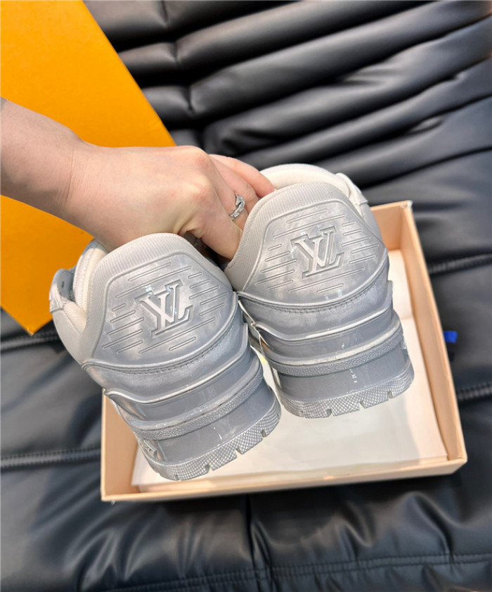 LUSV SNEAKERS