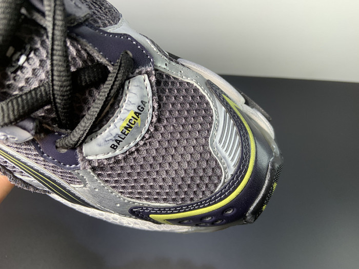 BALCIA RUNNER SNEAKER