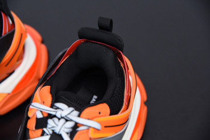 BALCIA Track SNEAKER