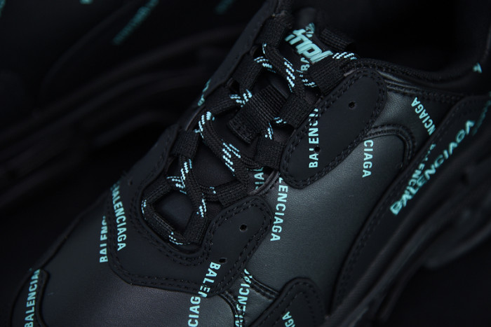 BALCIA Triple S Sneaker