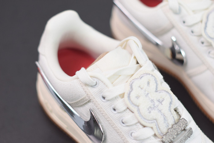 Travis Scott x Air Force 1 AQ4211-101