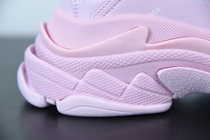 BALCIA Triple S Sneaker