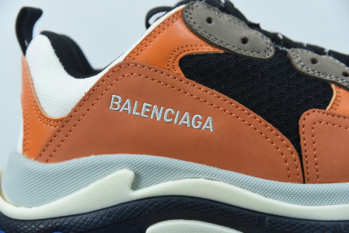BALCIA Triple S Sneaker