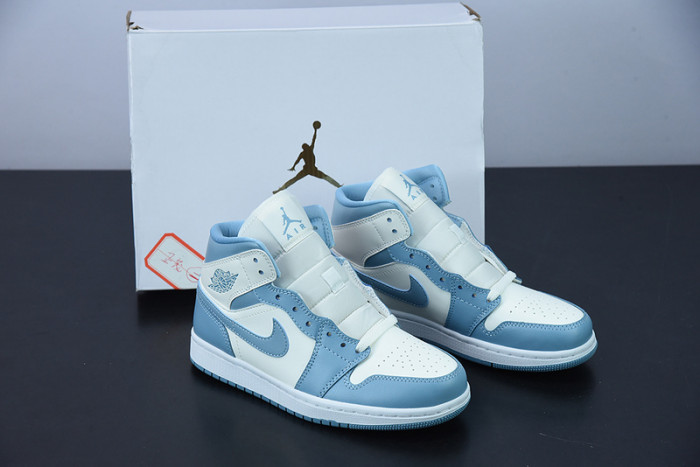 Air Jordan 1 Mid "UNC" BQ6472-141