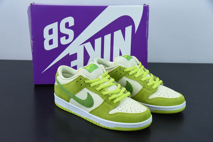 Nike SB Dunk Low Green Apple DM0807-300
