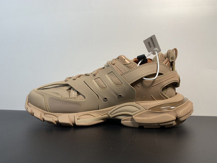 BALCIA Track SNEAKER