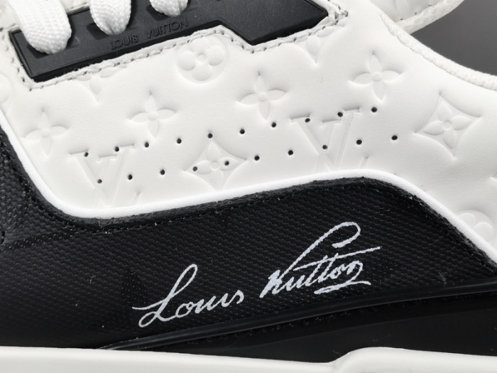 LUSV SNEAKERS