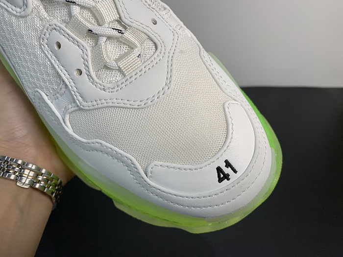 BALCIA TRIPLE S SNEAKER