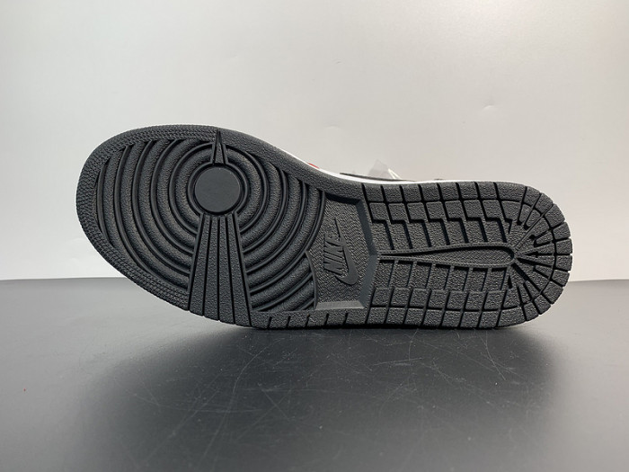 Air Jordan 1 Retro OG Satin Snake Skin Chicago CD0461-601