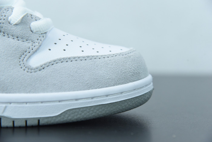 Nike Dunk SB Low Pro Chlorophyll BQ6817-011