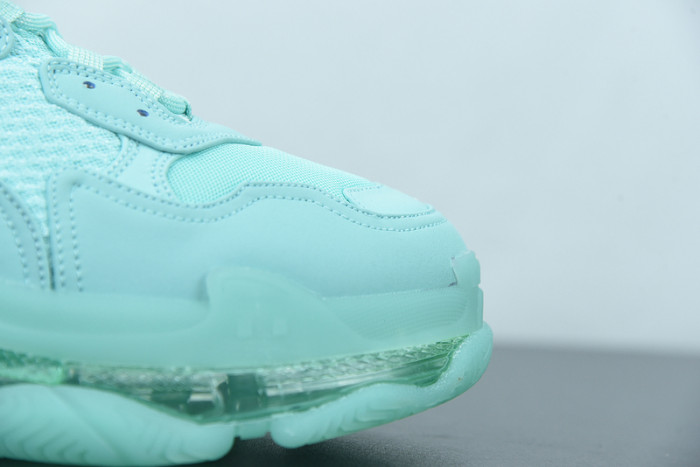 BALCIA Triple S Sneaker