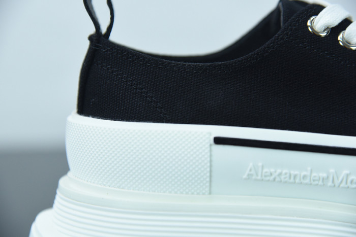 ALEXMQ Sneakers