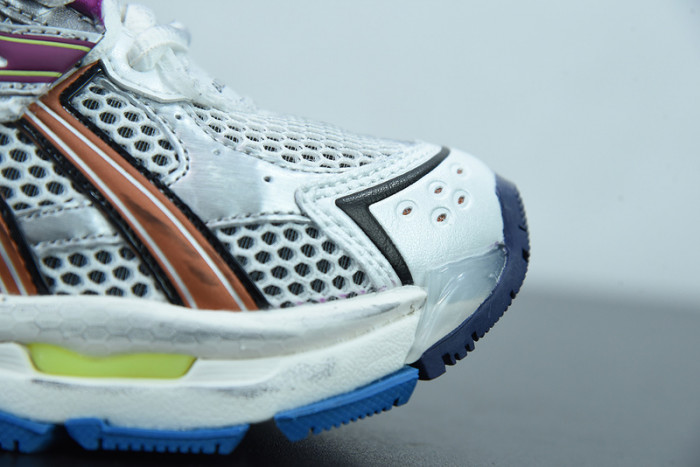 BALCIA RUNNER SNEAKER