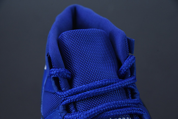 Air Jordan 11 retro Royal Blue white 2022 AT7802-115