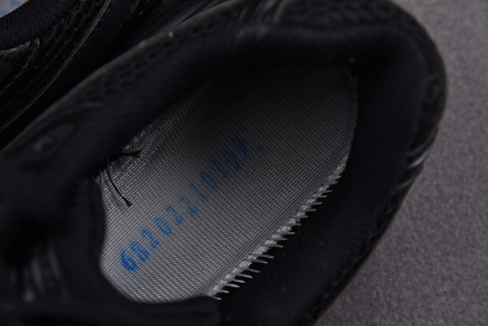 As*ic*s gel kayano triple black men