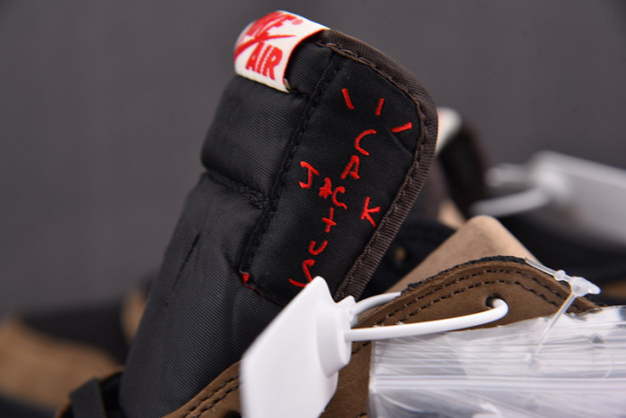 Travis Scott x Air Jordan 1 Low OG Velvet Brown DM7866-202