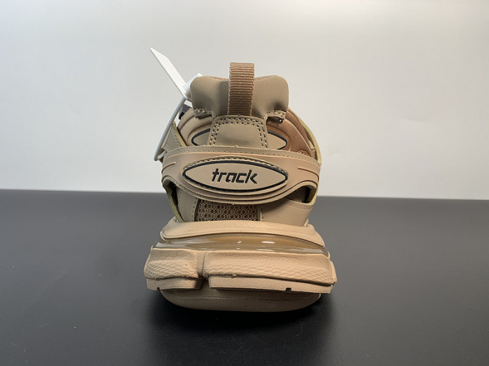BALCIA Track SNEAKER