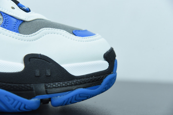 BALCIA TRIPLE S SNEAKER