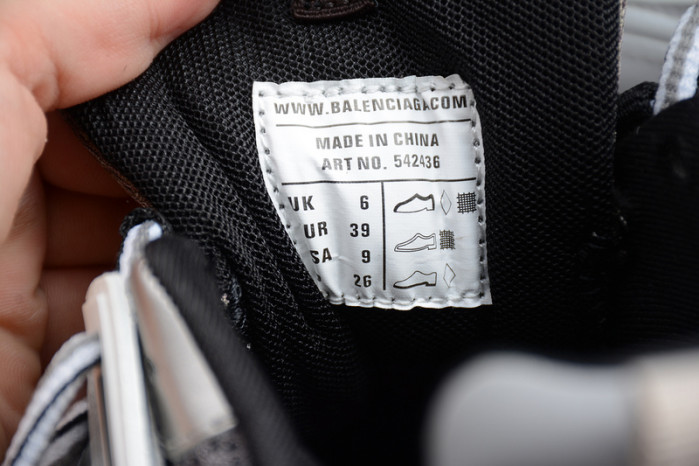 BALCIA Track SNEAKER (LED)