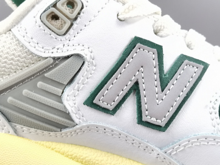 New Balance 580 White Nightwatch Green MT580RCA