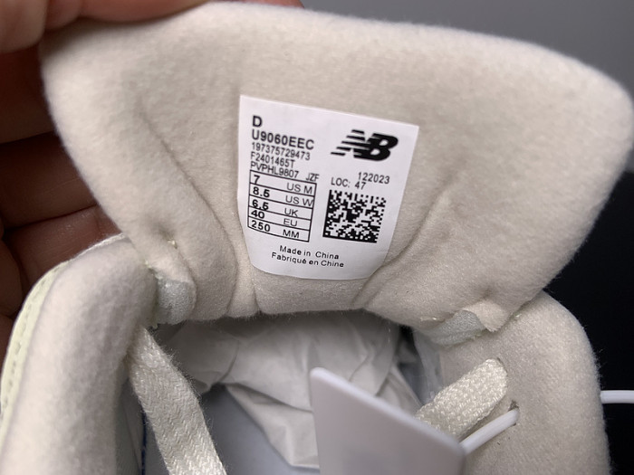 New Balance 9060 Olivine U9060eec