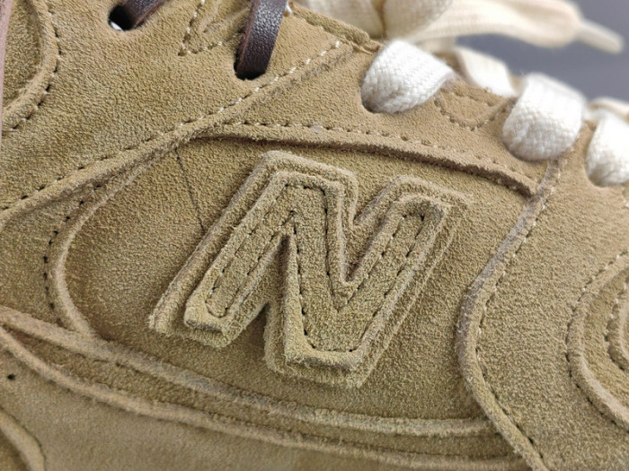 New Balance x Miu Miu Sneaker