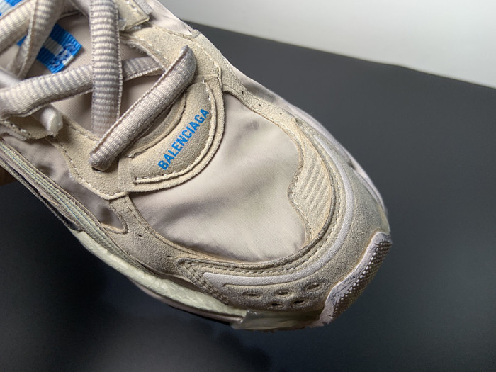 BALCIA RUNNER SNEAKER