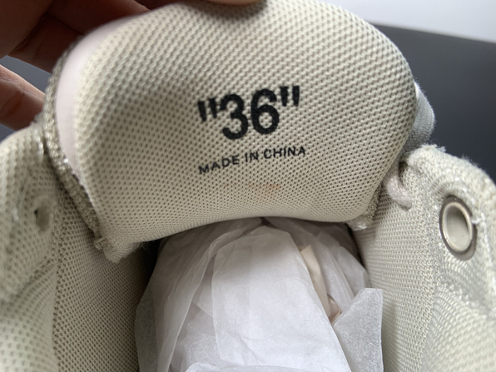 OFW C/O VIRGIL ABLOH Out Of Office OOO Low Tops