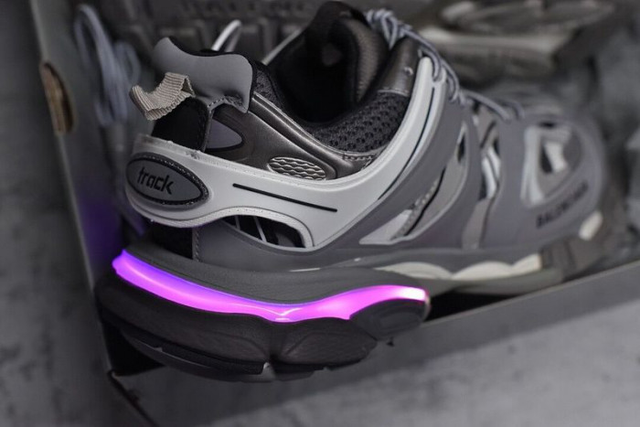 BALCIA Track SNEAKER (LED)