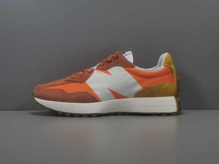 New Balance 327 