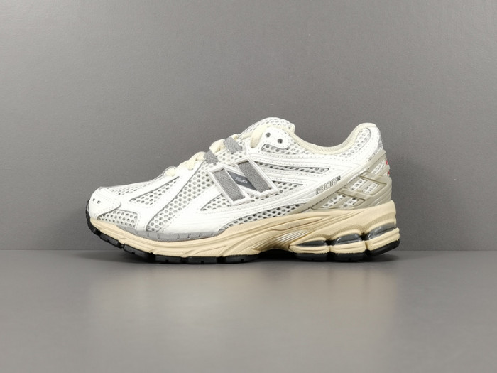 New Balance 1906R "Sea Salt & Marblehead" M1906RP