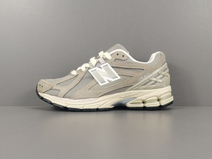 New Balance 1906R 