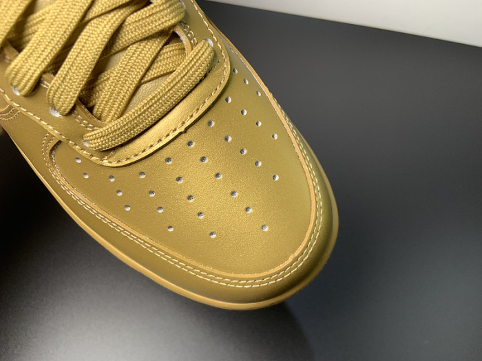 OFF-WHITE x Nike Air Force 1 AO4297-800