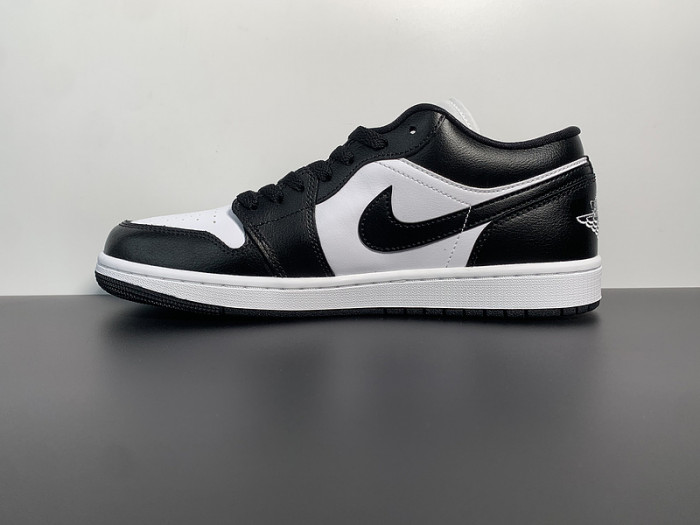 Air Jordan 1 Low Panda DC0774-101