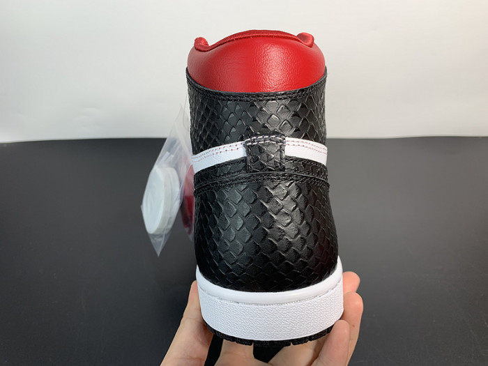 Air Jordan 1 Retro OG Satin Snake Skin Chicago CD0461-601