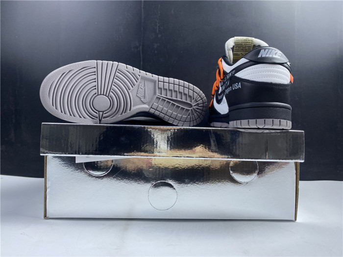 OFW x Nike Dunk Low CT0856-001
