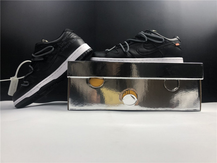 OFW x Nike Dunk CT0856-002