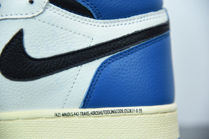 Travis Scott x Air Jordan 1 DH3227-105