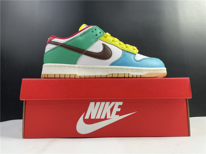 Nike Dunk Low “Free 99” CZ2496-100