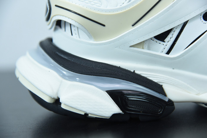 BALCIA Track SNEAKER