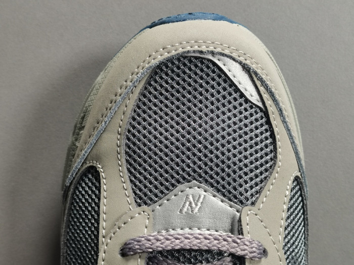 New Balance 2002R OG "Light Grey" ML2002RA