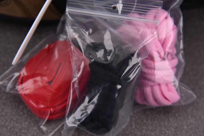 Travis Scott x Air Jordan 1 Low OG Velvet Brown DM7866-202