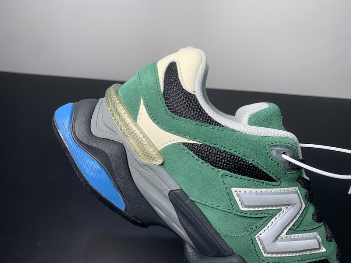 New Balance 9060 Team Forest Green U9060VRA