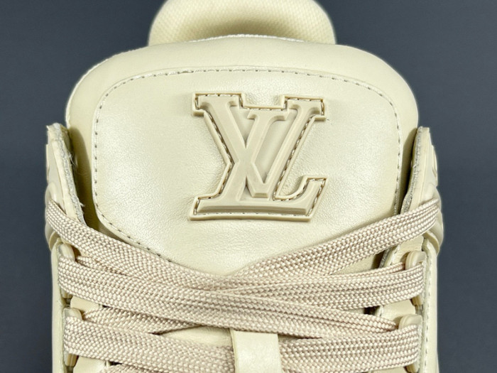 LUSV SNEAKERS