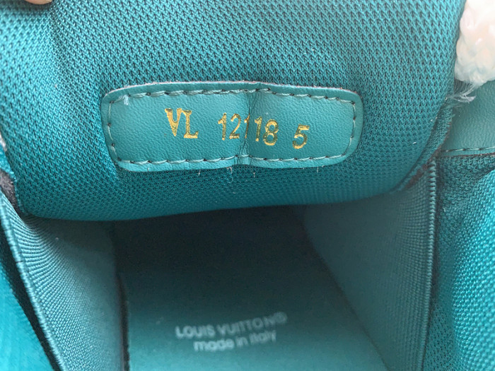 LUSV SNEAKERS