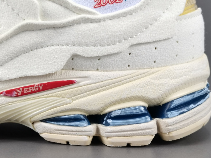 New Balance 2002R ＂Reflned Future＂ ML2002RDC