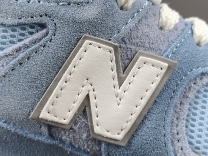 New Balance 2002R Wet Blue M2002RSD