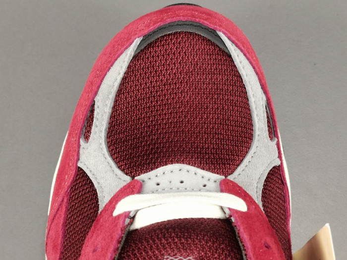 New Balance 990 V3 ＂Teddy Made＂U990TF3